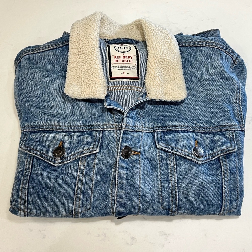 Blue Denim Jacket with Cream Sherpa Collar - Picture 8 of 11